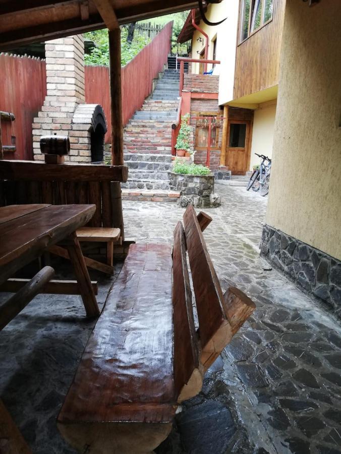La Gabi Hotel Azuga Eksteriør billede